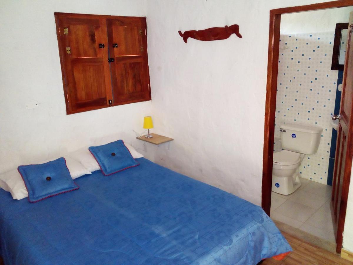 Hostal Encanto La Salada 贾丁 外观 照片