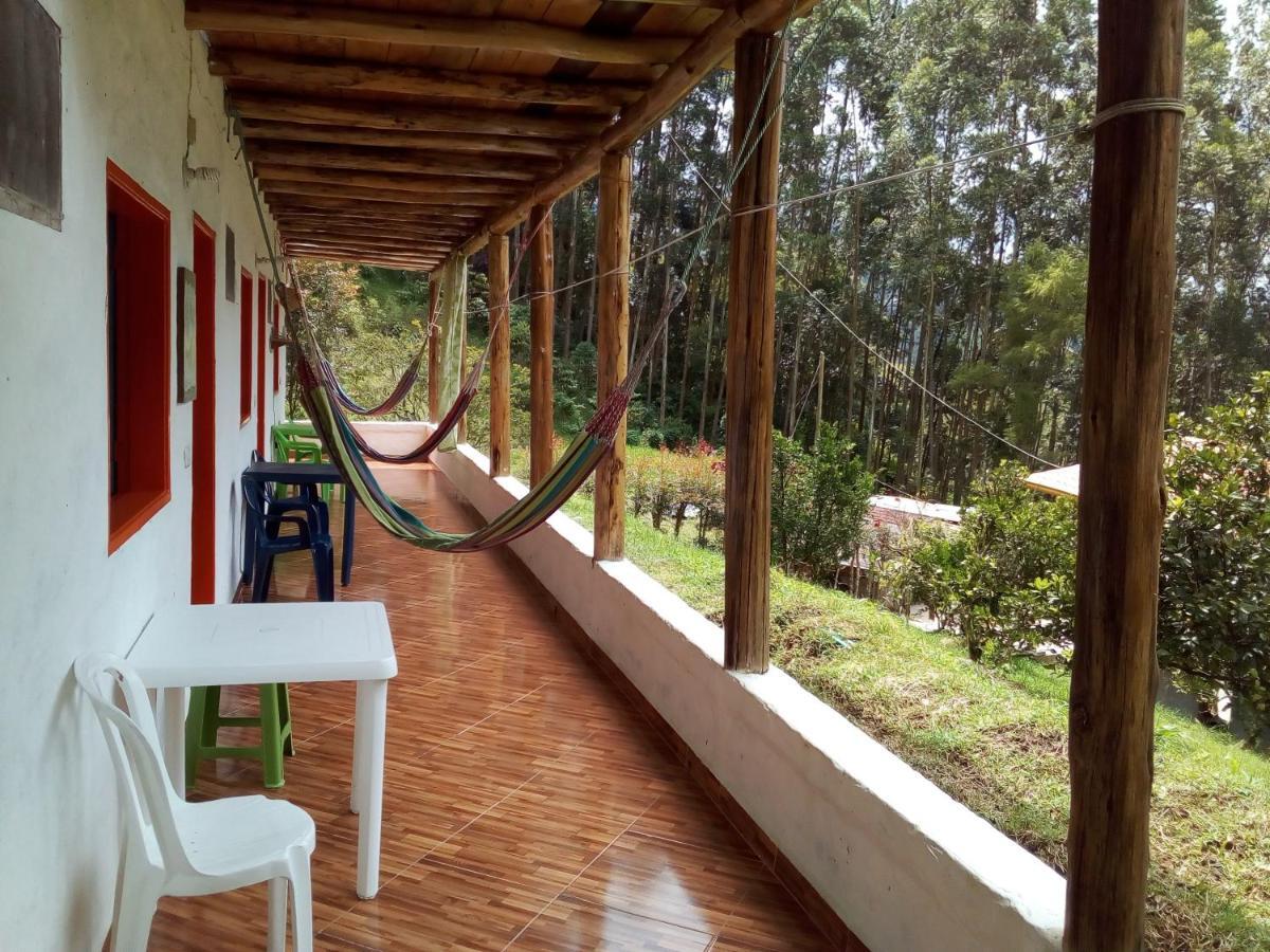 Hostal Encanto La Salada 贾丁 外观 照片